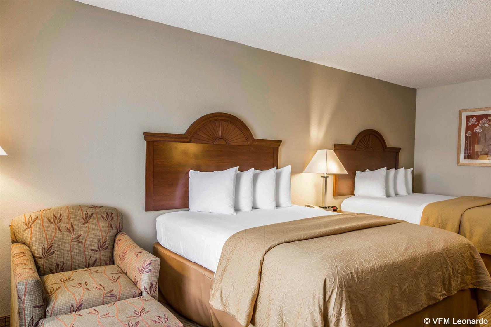 Quality Inn & Suites Near Lake Eufaula Bagian luar foto