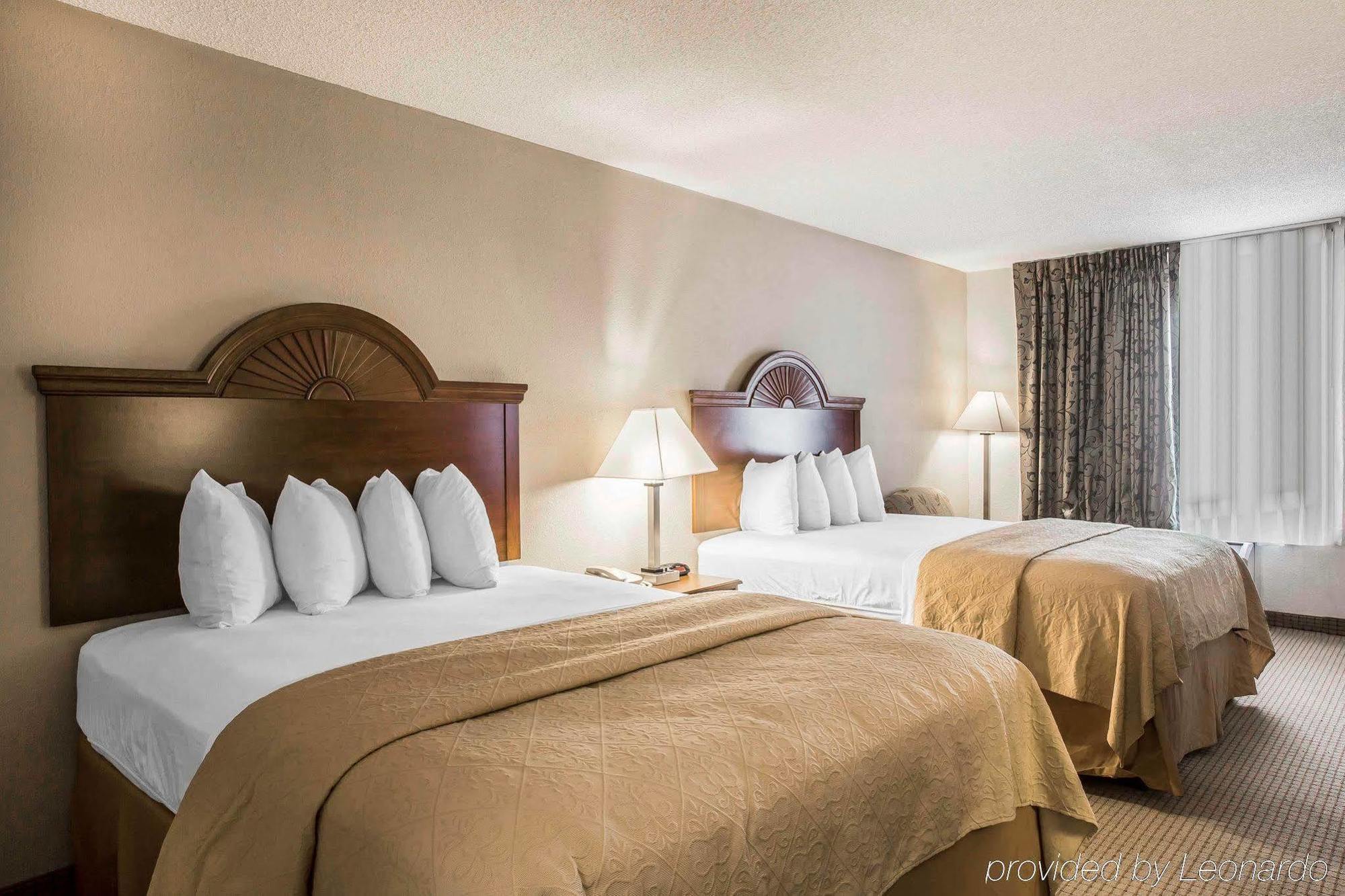 Quality Inn & Suites Near Lake Eufaula Bagian luar foto